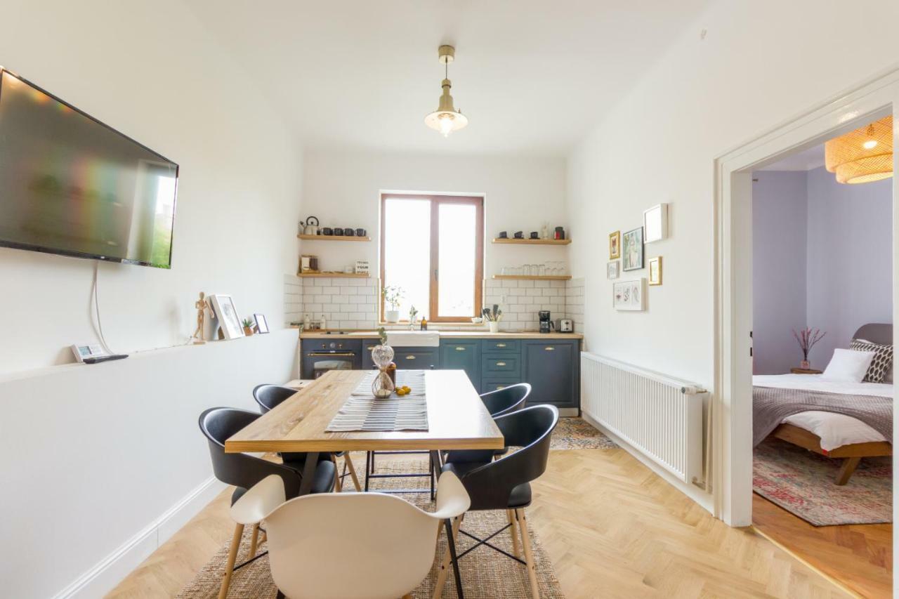 City Chic 3 Bedroom Apartment Κλουζ-Ναπόκα Εξωτερικό φωτογραφία